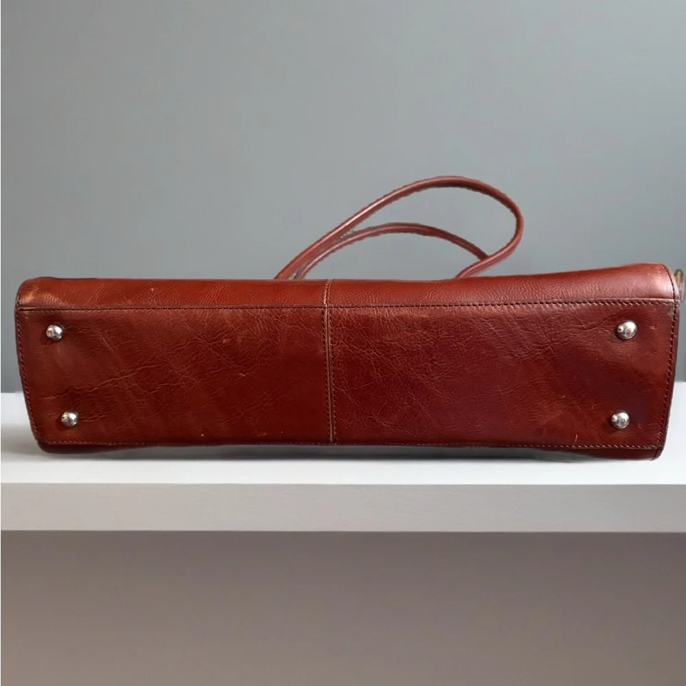 Pelle Studio Classic Brown Leather Satchel - Picture 6 of 8